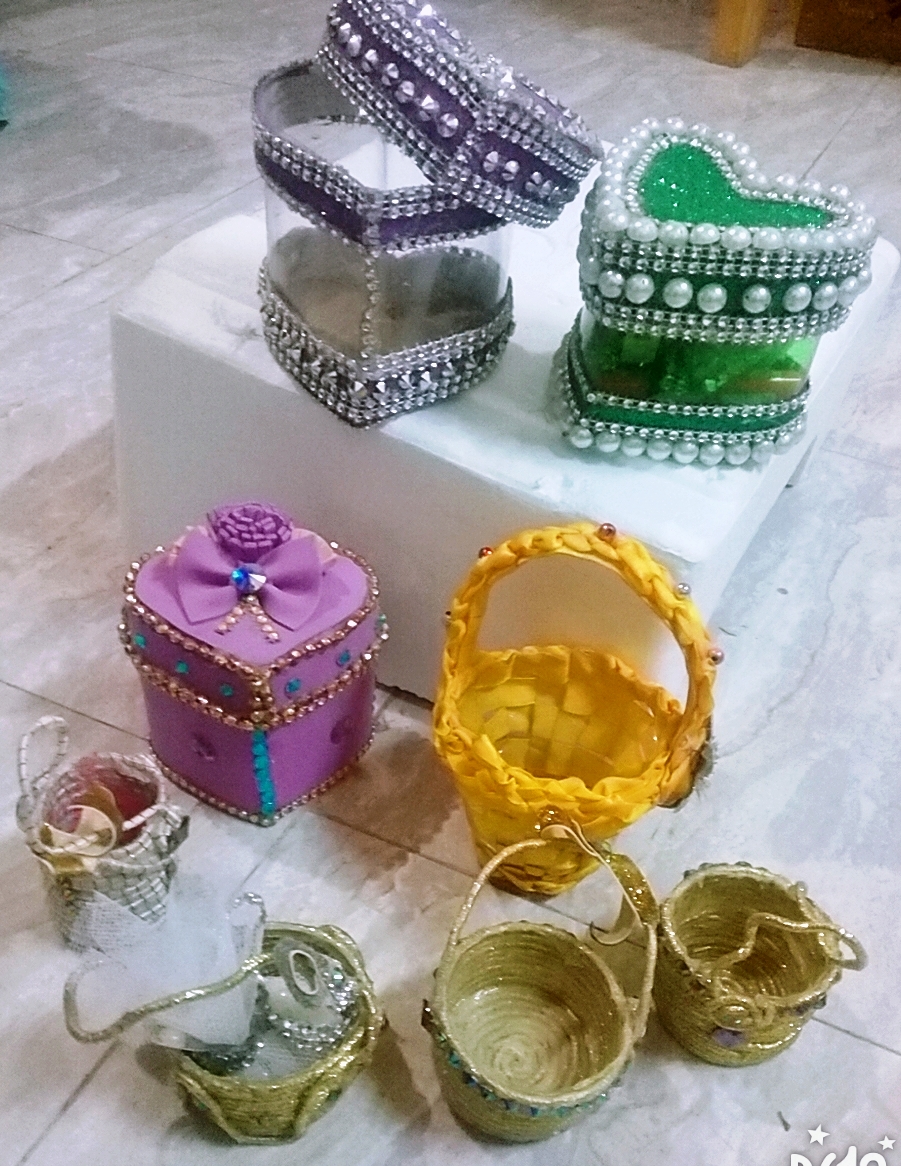 انامل ذهبية